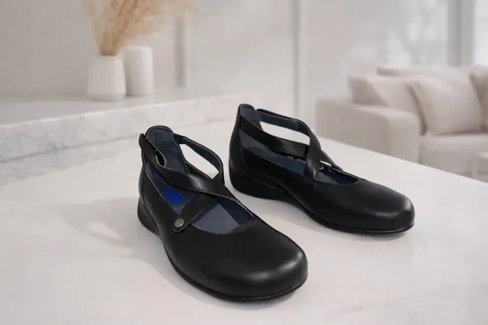 Wolky Ambrosia Mary Jane Shoes Black Leather Comfort Strap EU 38 US 7.5 Comfort